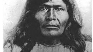 Portrait photograph of Chiricahua Apache chief Victorio, circa 1875